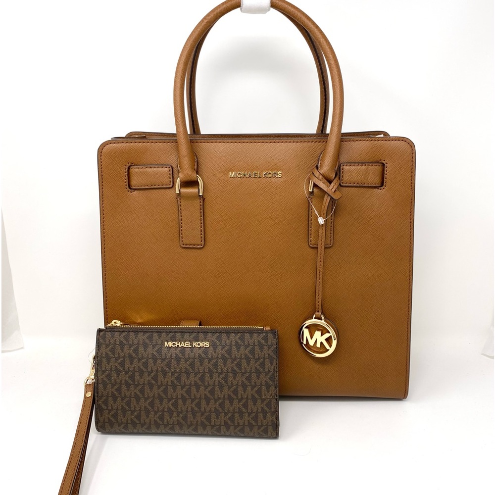 NWT Michael Kors Set